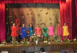 spectacol-cugir-ziua-mamei-2016